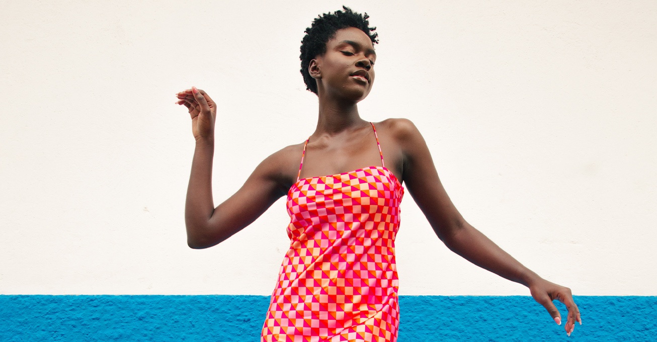 Empowering fashion brand Arinn injects UK with colour