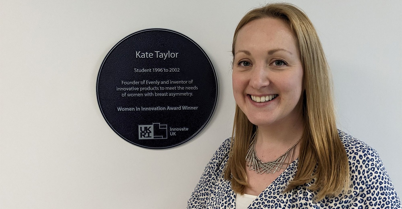Wycombe High School reveals Purple Plaque to celebrate Kate Taylor a Women in Innovation Award Winner