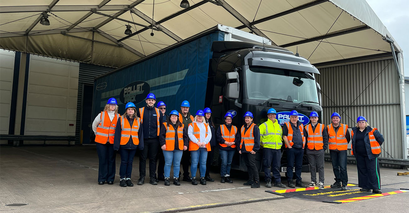 Wolverhampton logistics specialist delivers road safety training