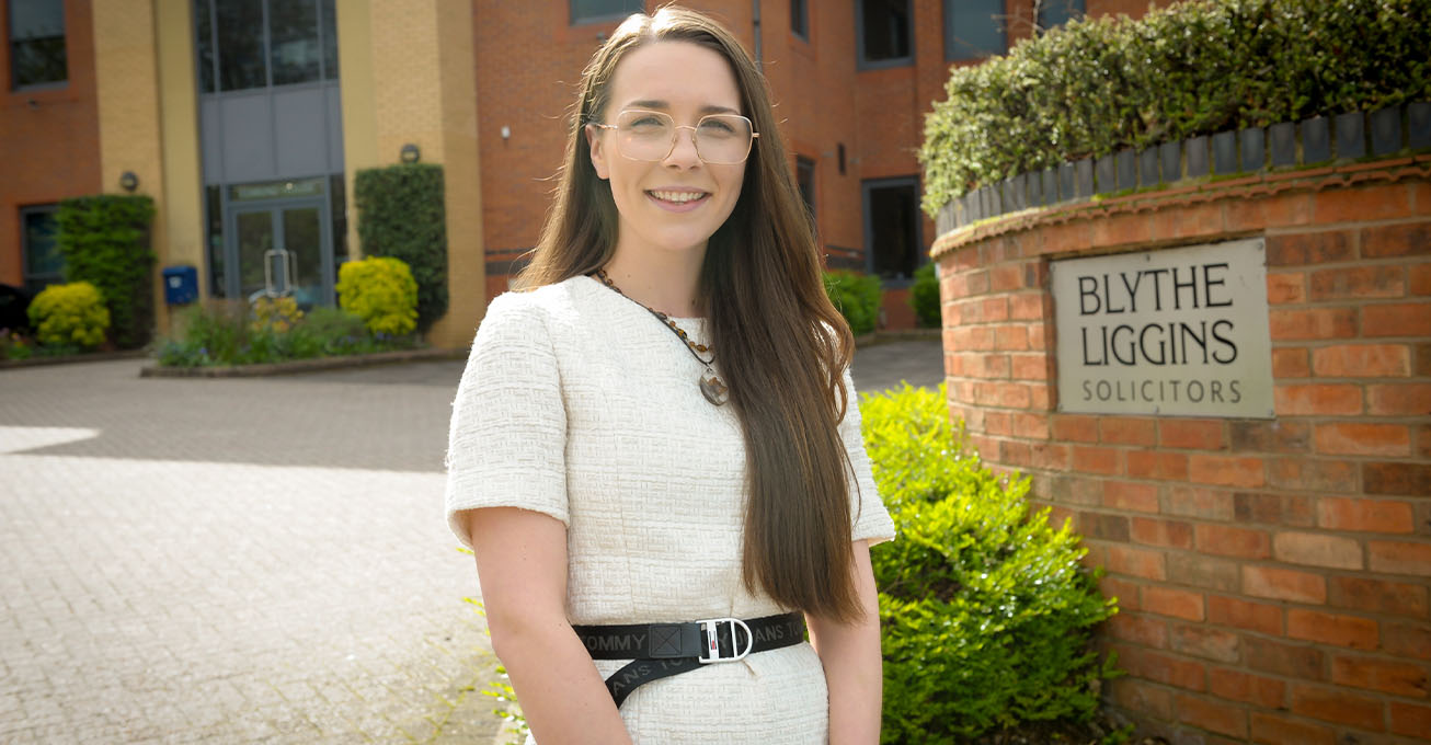 Leamington Spa solicitors boosts its team with addition of new trainee solicitor