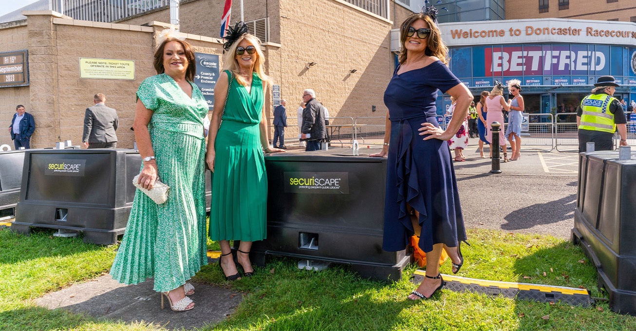 Securiscape helps make safety the height of fashion as it makes its debut at the Betfred St Leger Festival