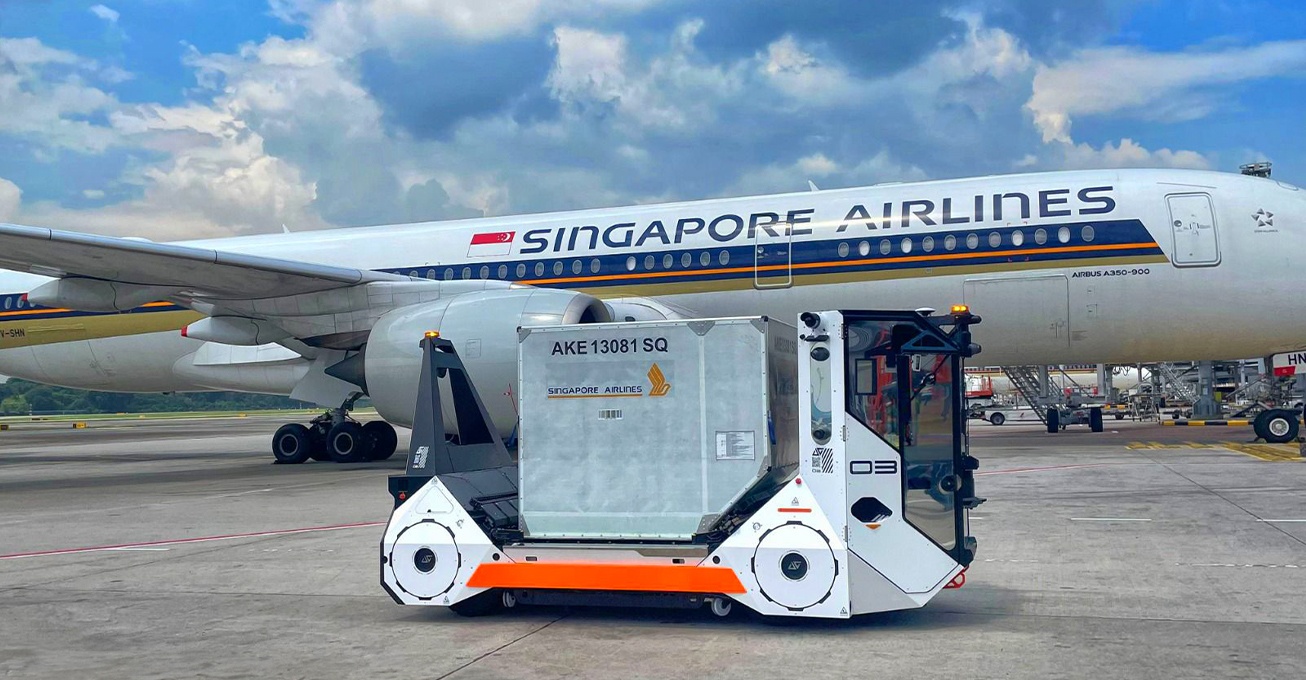 Changi Airport Group collaborates with Aurrigo to trial new autonomous baggage vehicle