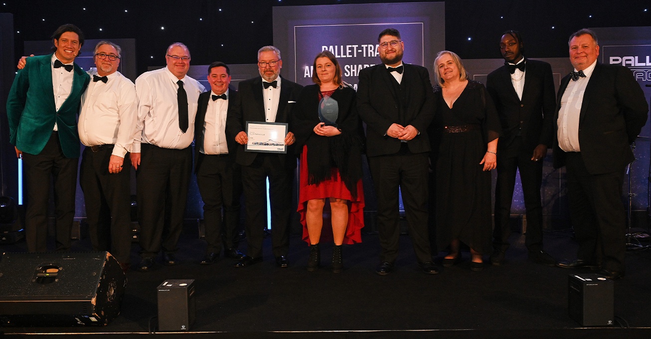 Croydon’s ELB Partners celebrates double award win for contribution to logistics industry