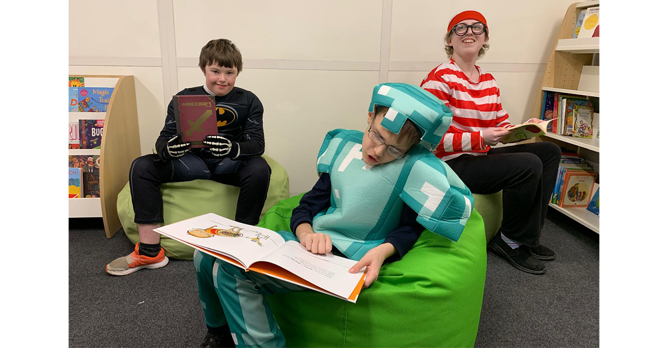 Pupils settle down with a good book as Long Eaton youngsters welcome opening of new library
