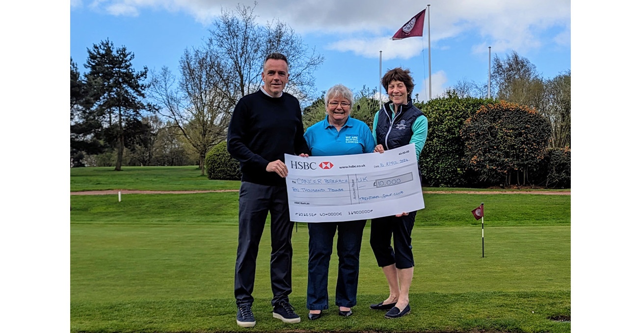 Golf club Captains raise £10k for Cancer Research UK and campaign for more people to take a potentially lifesaving Lynch Syndrome test